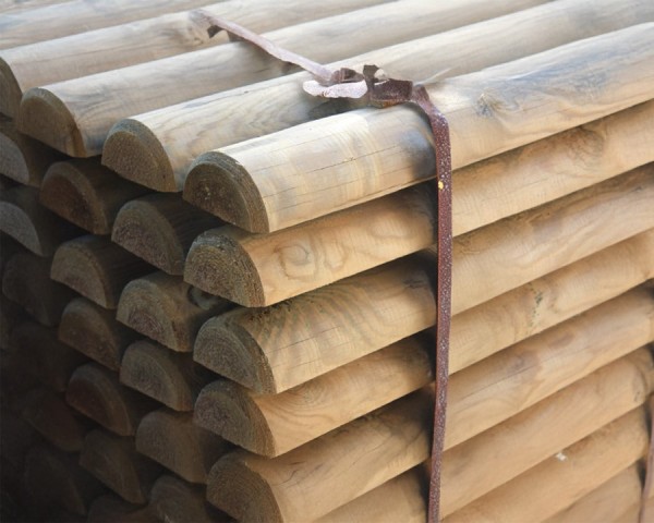 Demi Rondin Bois Fraisé Raboté Traité Autoclave Classe 4 Marron