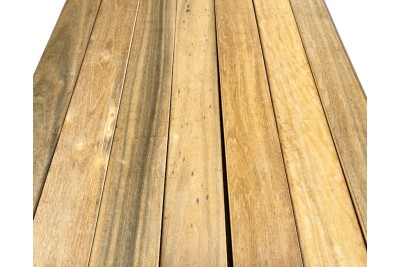 Lames de Terrasse en bois - Itauba - 145 x 21 mm Lames de Terrasse en bois - Itauba - 145 x 21 mm