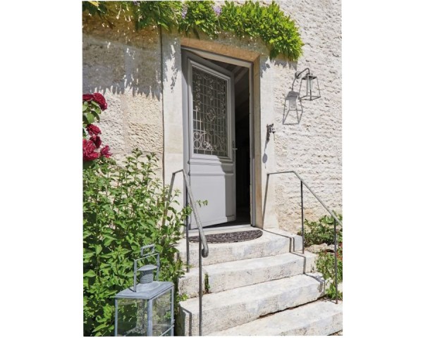 Luminaire extérieur HUGY. Vue d'ambiance.