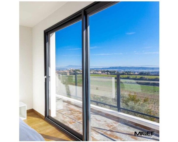 Coulissant à galandage 2 vantaux refoulement du même coté. Vue d'ambiance