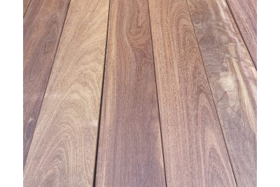 Lames de Terrasse en bois - Cumaru Rouge - 145 x 21 mm Lames de Terrasse en bois - Cumaru Rouge - 145 x 21 mm