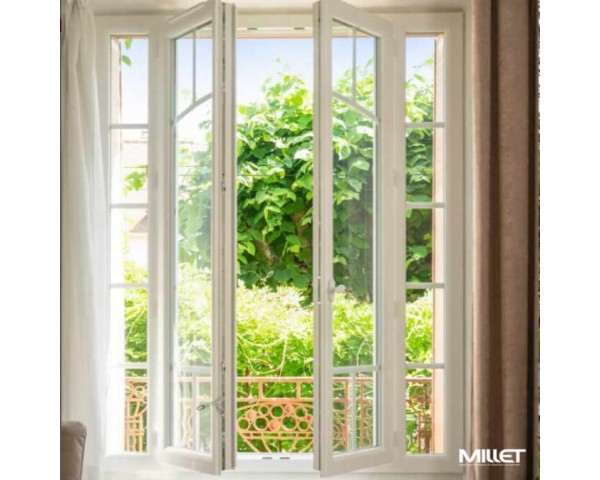 Fenêtre 1 vantail PVC. Vue d'ambiance.