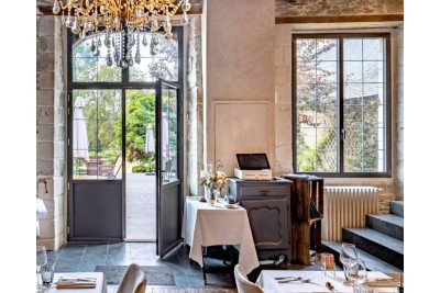 Porte Fenêtre 2 vantaux BOIS. avec imposte cintrée.