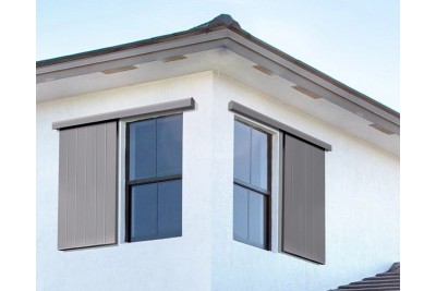 Volet coulissant aluminium MISTRAL. Vue d'ambiance.