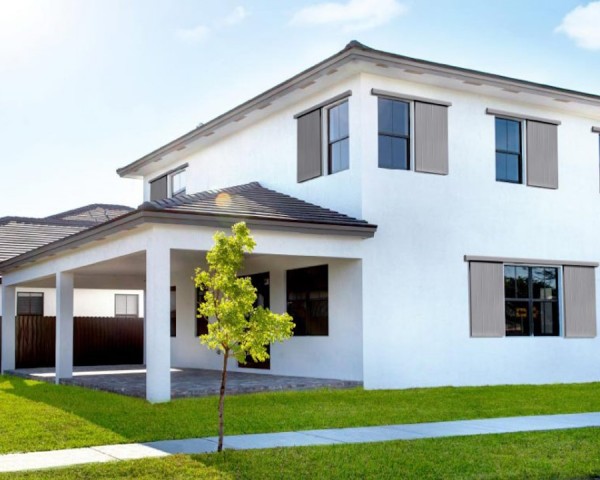 Volet coulissant aluminium MISTRAL. Vue d'ambiance.