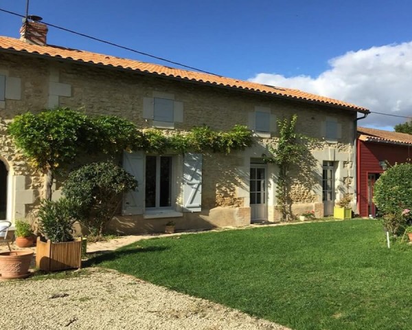 Volet battant aluminium MISTRAL. Vue d'ambiance.