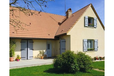 Volet battant PVC PEGASE. Vue d'ambiance Volet battant PVC PEGASE. Vue d'ambiance