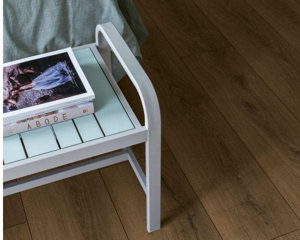 Chêne marron ardent  - 1200 mm x 190 mm - Ep. 8mm