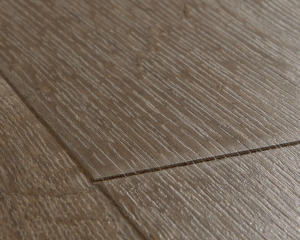 Chêne classique marron - 1380  mm x  190 mm - Ep. 8mm 2