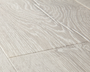 Chêne gris  classique - 1380  mm x  190 mm - Ep. 8mm 2