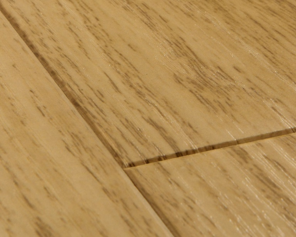 Chêne vernis naturel - 1380  mm x  190 mm - Ep. 8mm