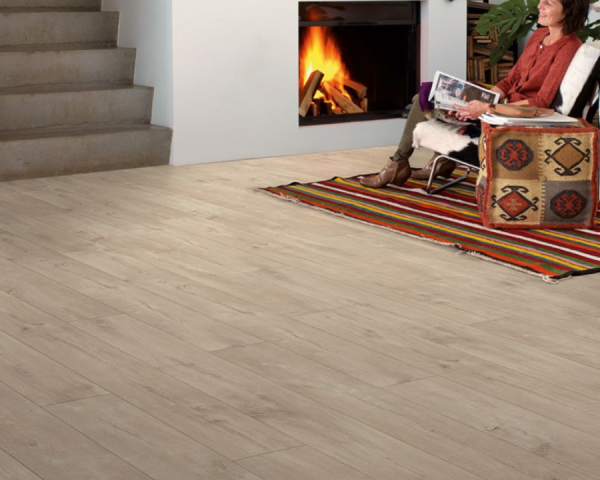 Chêne dominicain naturel - 2050  mm x  205 mm - Ep. 9.5mm