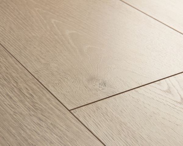 Chêne vieilli blanc - 2050  mm x  205 mm - Ep. 9.5mm