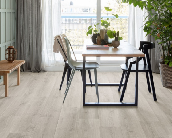 Chêne gris brossé -  1380 mm x  212 mm - Ep. 9 mm