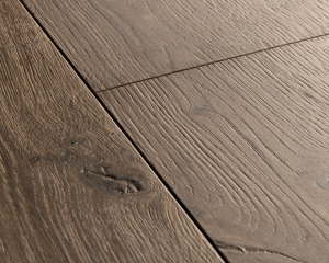 Chêne marron brossé -  1380 mm x  212 mm - Ep. 9 mm 2