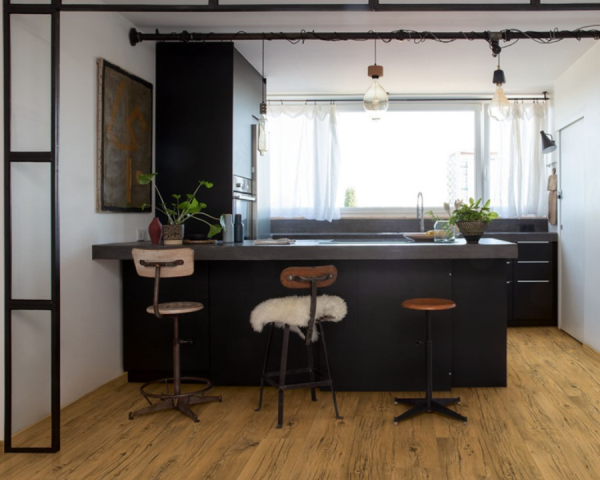 Chêne naturel gercé -  1380 mm x  212 mm - Ep. 9 mm