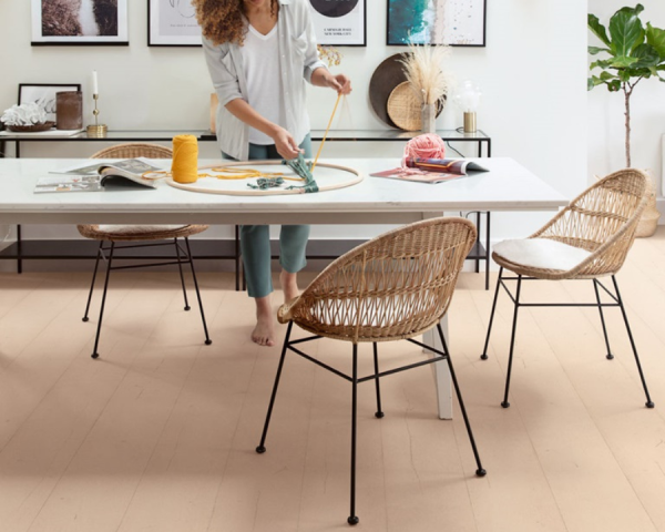 Chêne peint rose -  1380 mm x  212 mm - Ep. 9 mm