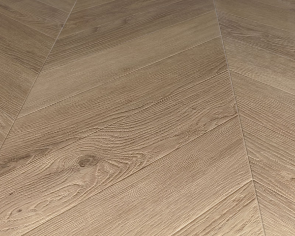 Odette -  1293 mm x  305 mm - Ep. 6  mm