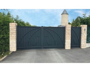 CS 33 - Portails Aluminium Classique 2