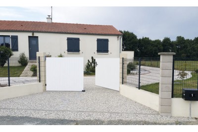 CA 06 - Portails PVC Pavillon