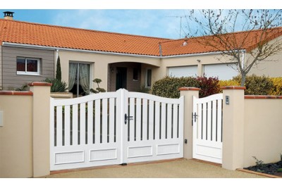 CG 12  - Portails PVC Résidence