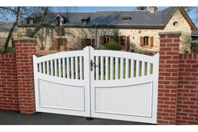 CG 16  - Portails PVC Résidence